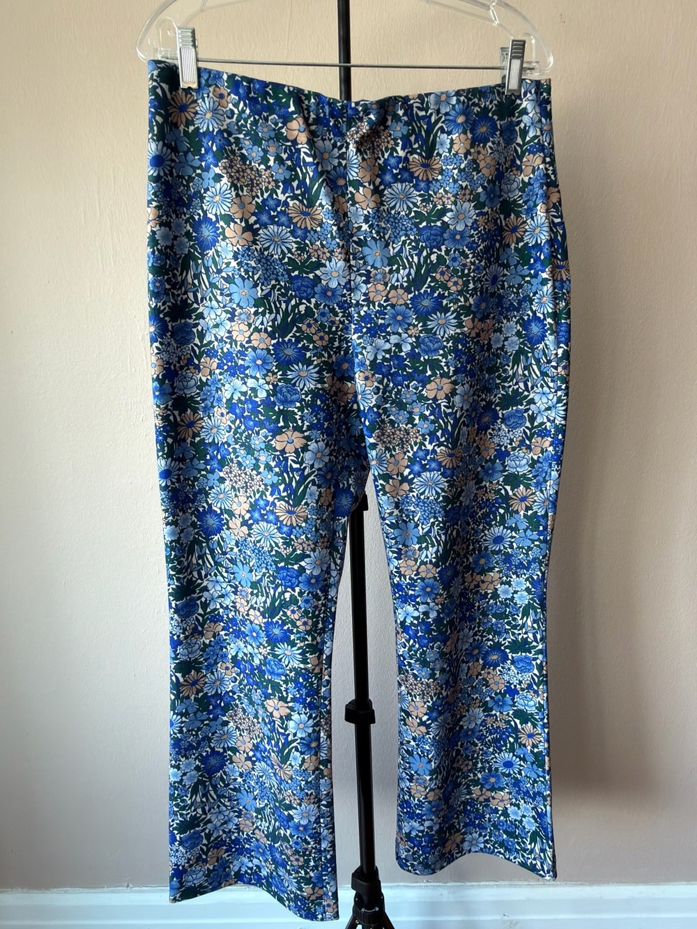 NWT Tuckernuck Ashford Pants in Wild Hyacinth Print Size XL